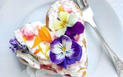 12 Edible Flowers to Try